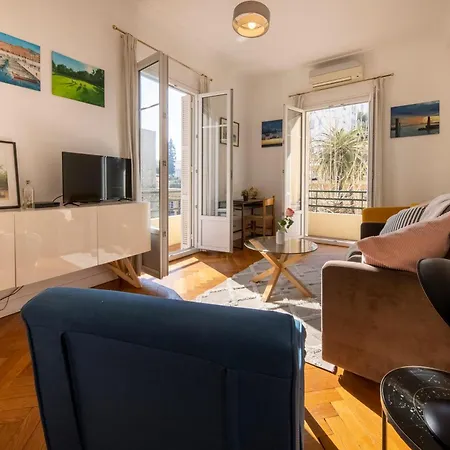* Le Provencal * Cosy Flat 3 Min Walk From The Sea Appartamento *