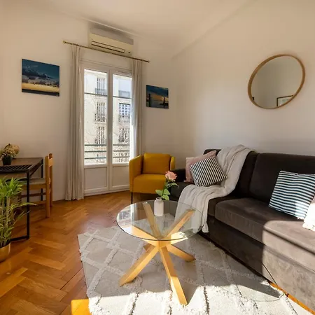 Appartamento * Le Provencal * Cosy Flat 3 Min Walk From The Sea Nizza
